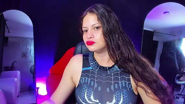 Snapshot of Esmesweet23 chatting on November 30, 4:55 pm Esmesweet23 online show from November 30, 4:55 pm