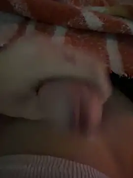 Jackoff2345 online show from November 18, 9:30 pm