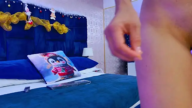 Stacy London online show from December 19, 8:16 pm