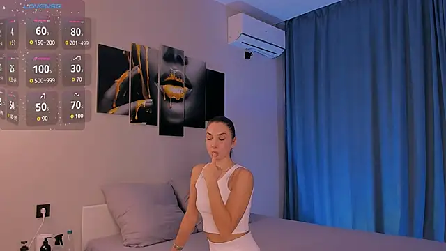 Snapshot of Kandeess chatting on November 26, 1:45 pm Kandeess online show from November 26, 1:45 pm