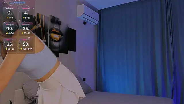 Snapshot of Kandeess chatting on December 14, 2:55 pm Kandeess online show from December 14, 2:55 pm