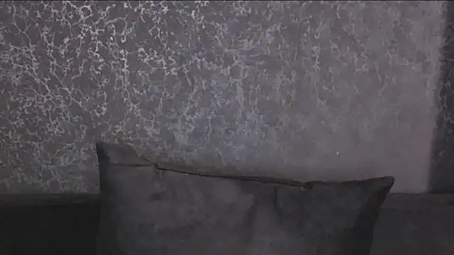 Snapshot of velvetveyraX chatting on December 2, 4:57 pm velvetveyraX online show from December 2, 4:57 pm