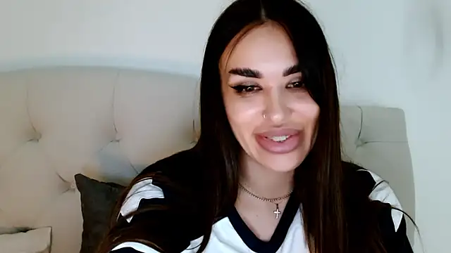 Snapshot of velvetveyraX chatting on June 13, 7:34 pm velvetveyraX online show from June 13, 7:34 pm
