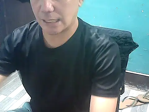 Snapshot of yourasiandesire69 chatting on October 24, 10:33 am yourasiandesire69 online show from October 24, 10:33 am