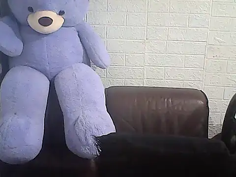 Snapshot of yourasiandesire69 chatting on November 6, 3:57 pm yourasiandesire69 online show from November 6, 3:57 pm