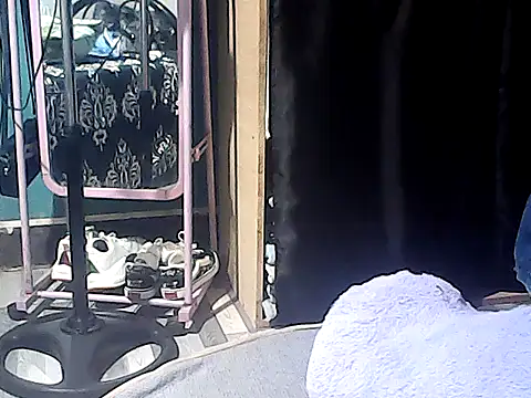 Snapshot of yourasiandesire69 chatting on November 27, 10:34 pm yourasiandesire69 online show from November 27, 10:34 pm