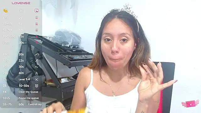 Snapshot of LunaaMorena chatting on January 12, 1:27 pm LunaaMorena online show from January 12, 1:27 pm