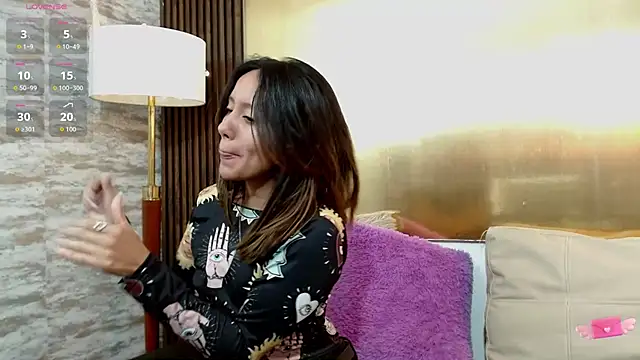 Snapshot of LunaaMorena chatting on February 21, 2:07 pm LunaaMorena online show from February 21, 2:07 pm