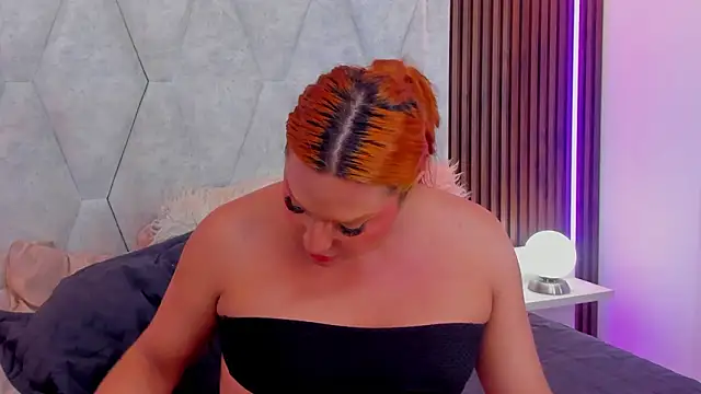 Snapshot of IrinaaVega chatting on February 11, 2:49 am IrinaaVega online show from February 11, 2:49 am