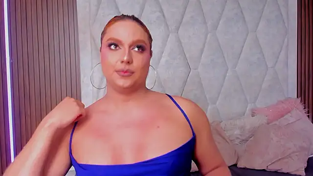 Snapshot of IrinaaVega chatting on February 16, 7:54 pm IrinaaVega online show from February 16, 7:54 pm