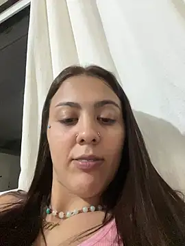 Snapshot of Lindagatha chatting on May 9, 1:22 am Lindagatha online show from May 9, 1:22 am