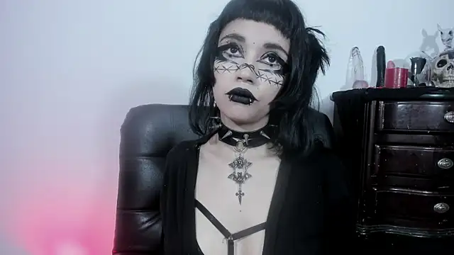 Snapshot of Yueeclipsa chatting on December 14, 4:51 am Yueeclipsa online show from December 14, 4:51 am