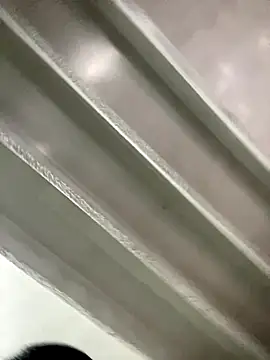 Snapshot of Kloe_Novoa chatting on December 4, 1:09 pm Kloe Novoa online show from December 4, 1:09 pm