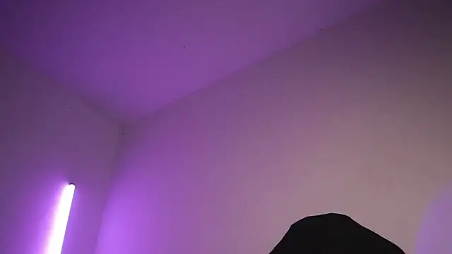 TokyoHatsumoto online show from March 8, 2:04 am