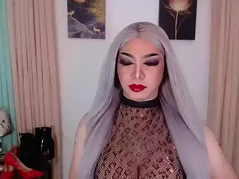 Snapshot of _Danica_Malibog_ chatting on November 3, 12:57 am Danica Malibog online show from November 3, 12:57 am