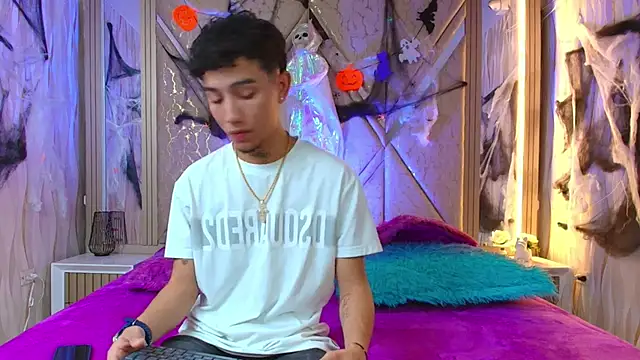 Snapshot of Ink_Boy chatting on October 26, 1:17 pm Ink Boy online show from October 26, 1:17 pm