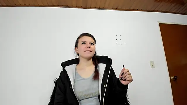 Snapshot of Vanessa_Martinz chatting on November 4, 11:53 am Vanessa Martinz online show from November 4, 11:53 am