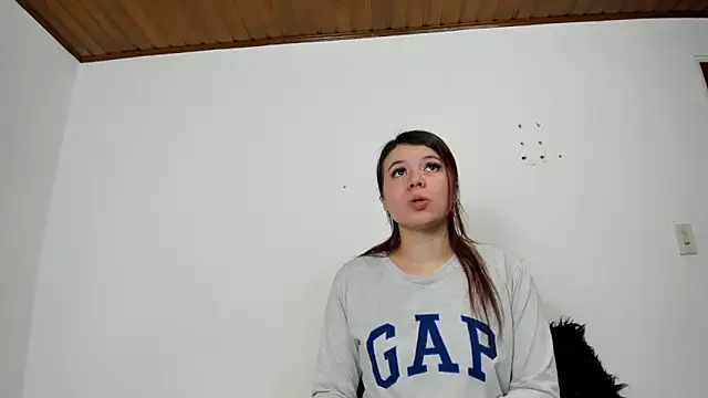 Snapshot of Vanessa_Martinz chatting on November 13, 12:15 pm Vanessa Martinz online show from November 13, 12:15 pm