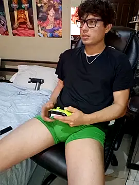 Ais B10 online show from April 13, 2:39 am