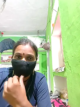 Snapshot of Hot_nenshi chatting on October 30, 6:15 am Hot nenshi online show from October 30, 6:15 am