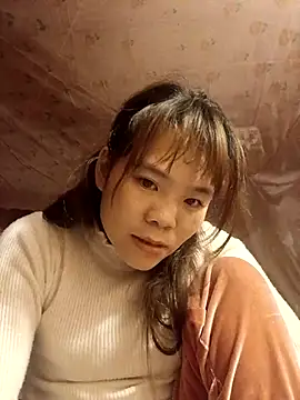 Snapshot of Bany_x chatting on December 15, 2:10 pm Bany x online show from December 15, 2:10 pm