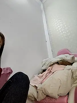 Snapshot of ezabel- chatting on December 15, 1:15 pm ezabel- online show from December 15, 1:15 pm