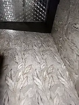 ezabel- online show from February 9, 1:15 pm