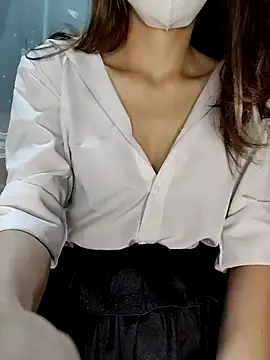 Snapshot of ezabel- chatting on April 19, 8:00 pm ezabel- online show from April 19, 8:00 pm