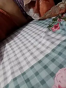 Snapshot of Best_couple2001 chatting on November 4, 4:39 pm Best couple2001 online show from November 4, 4:39 pm