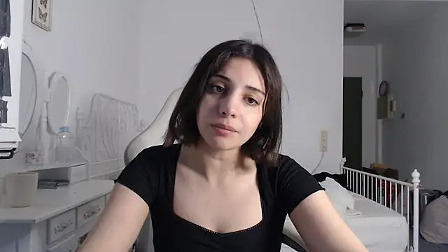 Snapshot of bellefleurrr chatting on July 4, 8:04 pm bellefleurrr online show from July 4, 8:04 pm