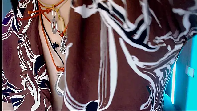 Sweet-n-Strong online show from March 5, 11:50 am