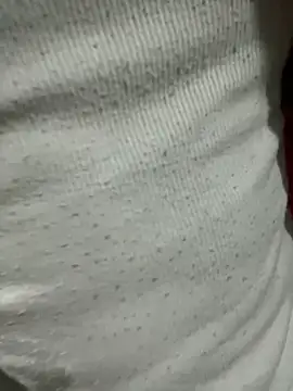 Snapshot of Guilps chatting on December 18, 1:00 am Guilps online show from December 18, 1:00 am