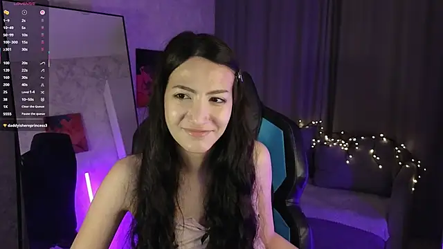 Snapshot of Mulan_Lo chatting on November 3, 7:26 pm Mulan Lo online show from November 3, 7:26 pm