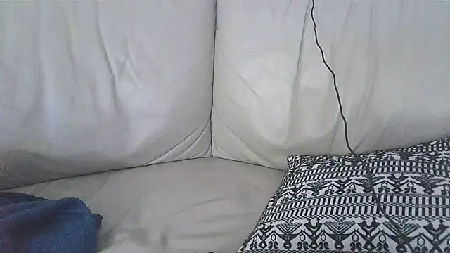 Snapshot of Evasionee chatting on November 10, 7:35 pm Evasionee online show from November 10, 7:35 pm