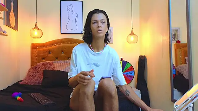 Snapshot of Indi_rave chatting on November 9, 3:10 pm Indi rave online show from November 9, 3:10 pm