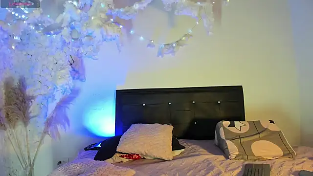 Snapshot of nathaly_spencer chatting on October 27, 11:14 am nathaly spencer online show from October 27, 11:14 am