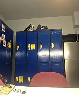 Hausverbot3 online show from April 19, 12:00 am