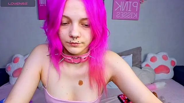 KittieHeart online show from April 11, 1:10 am