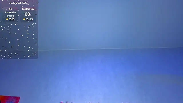 Snapshot of KittieHeart chatting on June 14, 1:36 am KittieHeart online show from June 14, 1:36 am