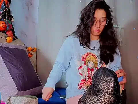 Snapshot of eva_delight_ chatting on October 29, 11:34 am eva delight online show from October 29, 11:34 am