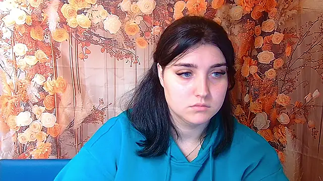 Snapshot of ScarletCargo chatting on November 9, 5:44 pm ScarletCargo online show from November 9, 5:44 pm