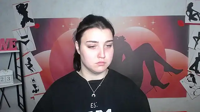 Snapshot of ScarletCargo chatting on November 26, 6:14 am ScarletCargo online show from November 26, 6:14 am