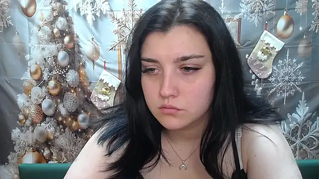 Snapshot of ScarletCargo chatting on December 17, 6:08 am ScarletCargo online show from December 17, 6:08 am