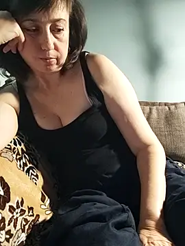 Snapshot of MaryKiki5619 chatting on November 27, 7:27 pm MaryKiki5619 online show from November 27, 7:27 pm