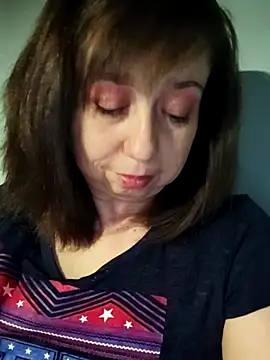 MaryKiki5619 online show from April 20, 7:04 pm