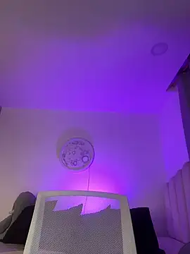 Snapshot of GiaStonne chatting on June 5, 12:50 am GiaStonne online show from June 5, 12:50 am