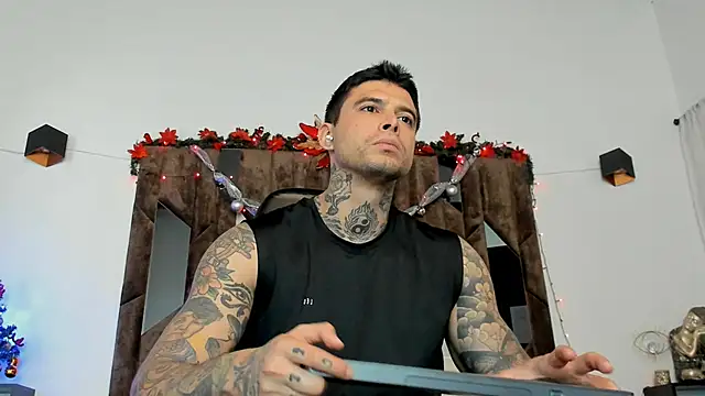 MATEO DILUCA online show from December 23, 10:24 am