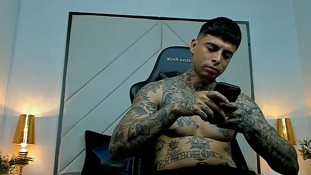 MATEO DILUCA online show from January 7, 9:17 pm