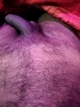 desicoupleNoon online show from November 6, 8:43 pm