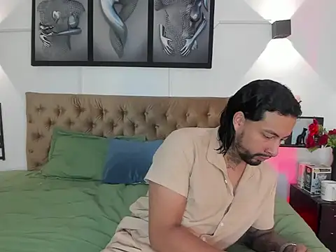 Snapshot of christopher_palmerjs chatting on February 11, 5:40 pm christopher palmerjs online show from February 11, 5:40 pm